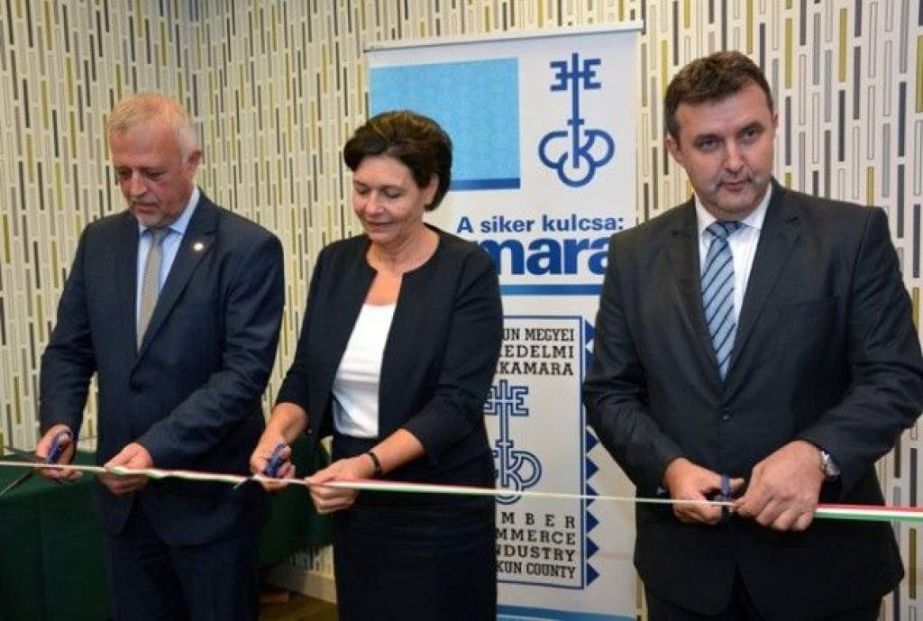 Kamara konferenciaterem avatás, Bács-Kiskun, BauGenerál kivitelezés
